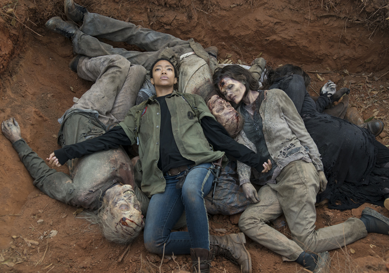 Illustration for article titled On The Walking Dead, Rick Saves Alexandria, But At
What Cost?